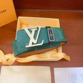 Picture of Louis Vuitton Belts _SKUfw222147914fw